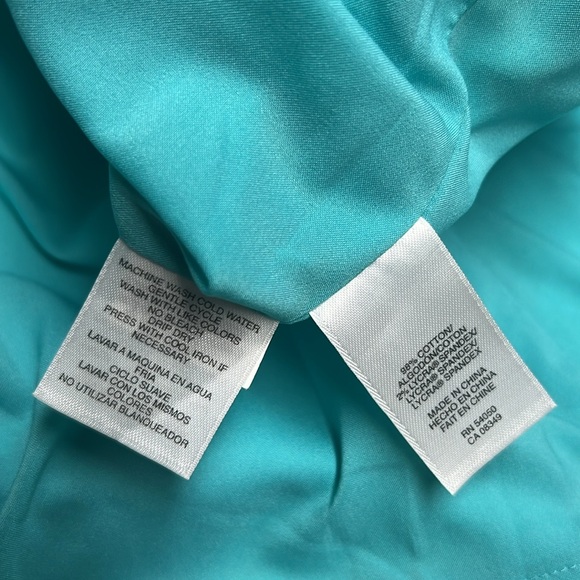 ✨Jones New York Wiggle Dress (Size [insert]) -Curve-Hugging Glam!✨ Bundle & Save - Picture 8 of 9